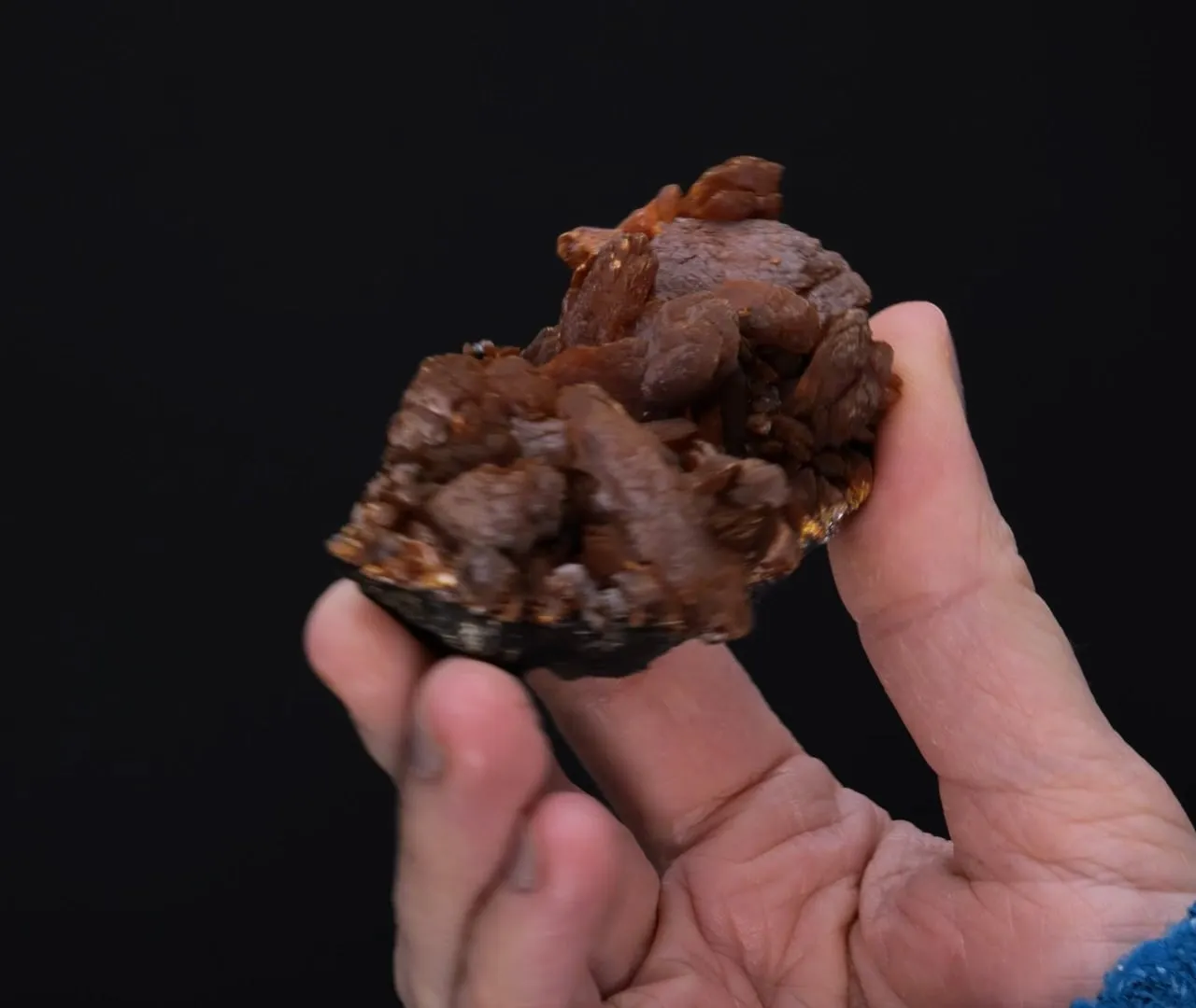 Orpiment with Hutchinsonite - image 2