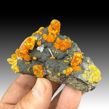 Orpiment with Hutchinsonite, Barite