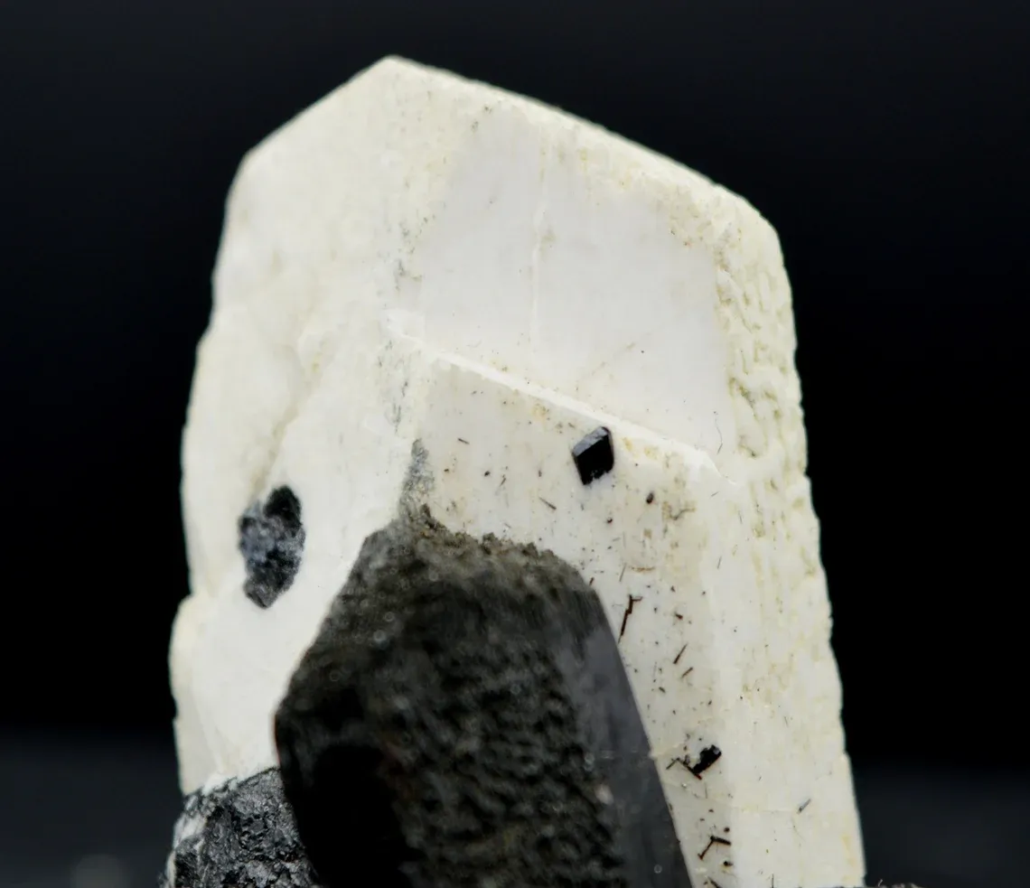 Orthoclase & black tourmaline - 39 grams - Erongo Mountains, Karibib, Erongo Region, Namibia - image 3