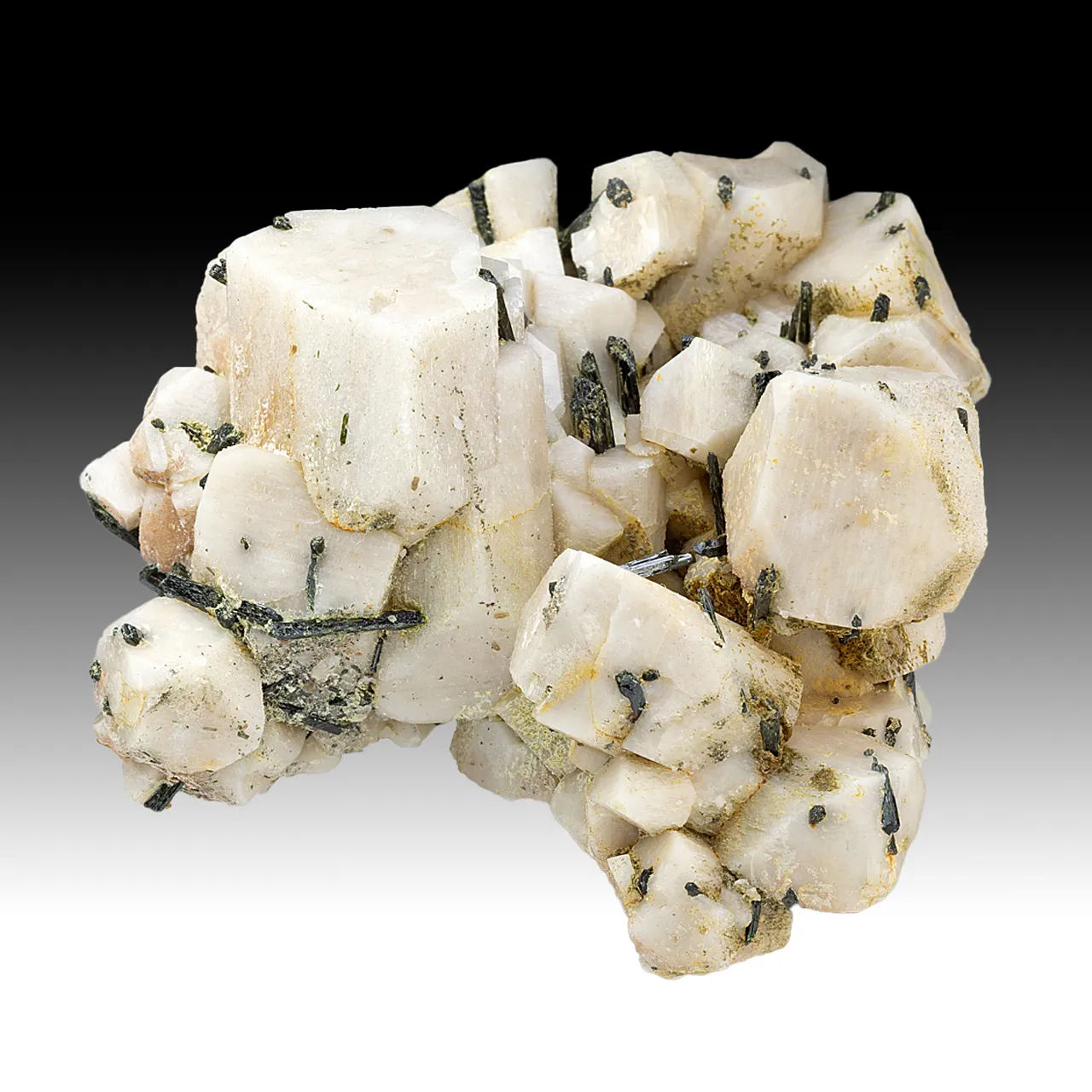Orthoclase with Aegirine - image 1