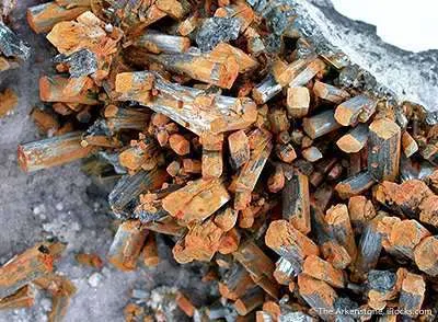 Ottensite on Stibnite - image 3