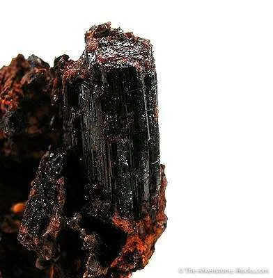 Painite - image 4