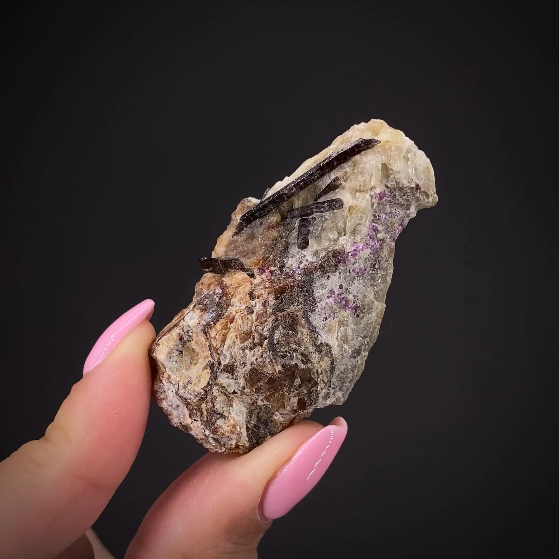 Painite in matrix - image 2