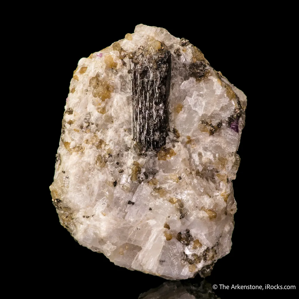Painite on Calcite - image 5