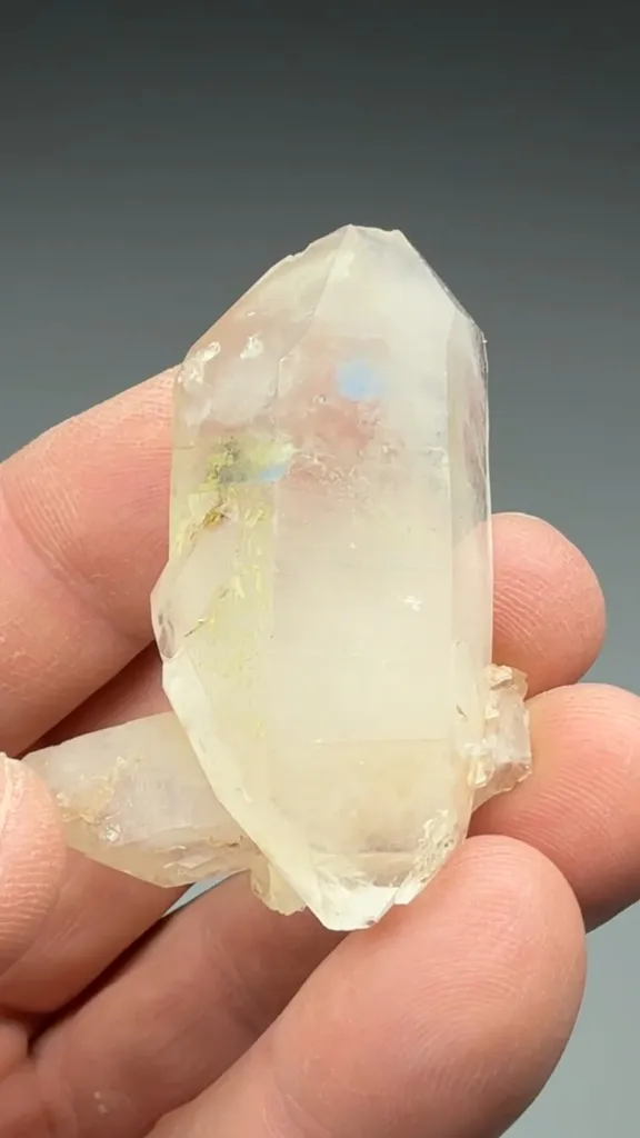 Papagoite in Quartz - image 2