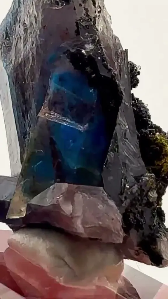Papagoite IN Quartz — MESSINA MAGIC - image 3