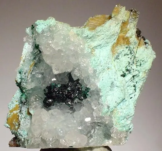 Paratacamite, Quartz, Chrysocolla image