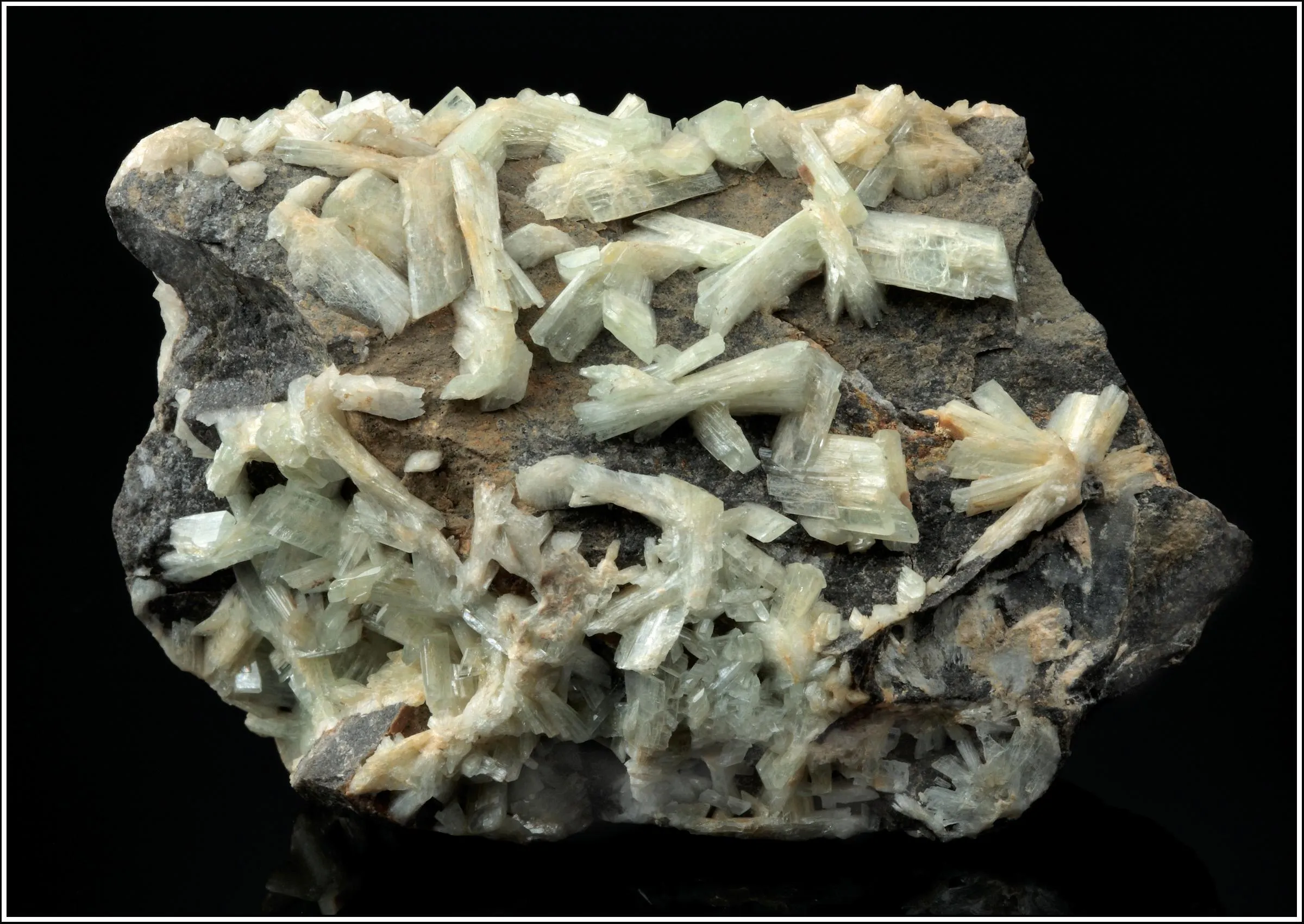 Paravauxite - image 1