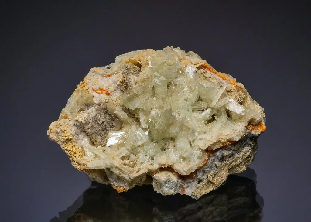 PARAVAUXITE with Greenockite