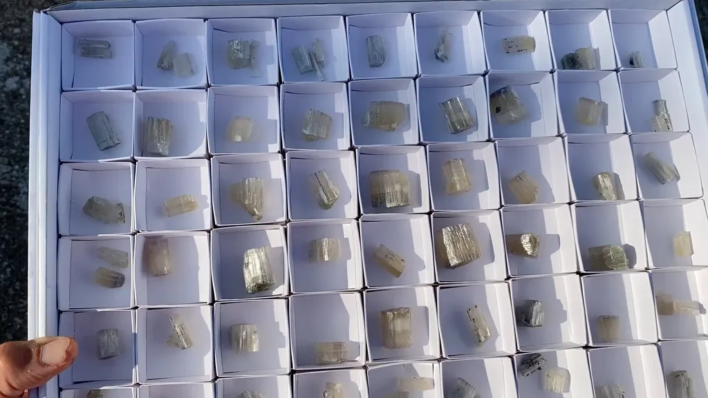 Parcel of 72 yellow Fluorapatites image