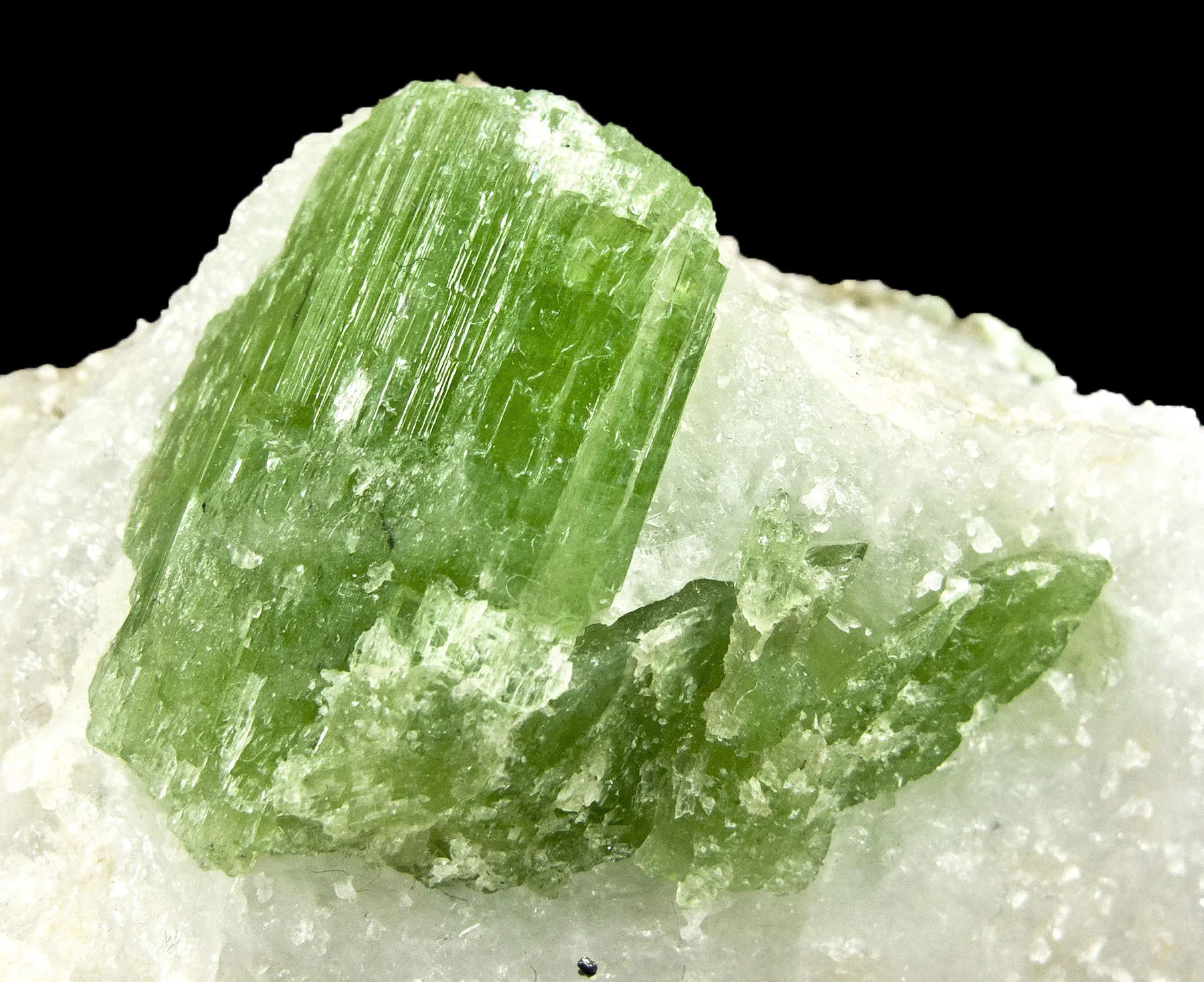 Pargasite - image 1