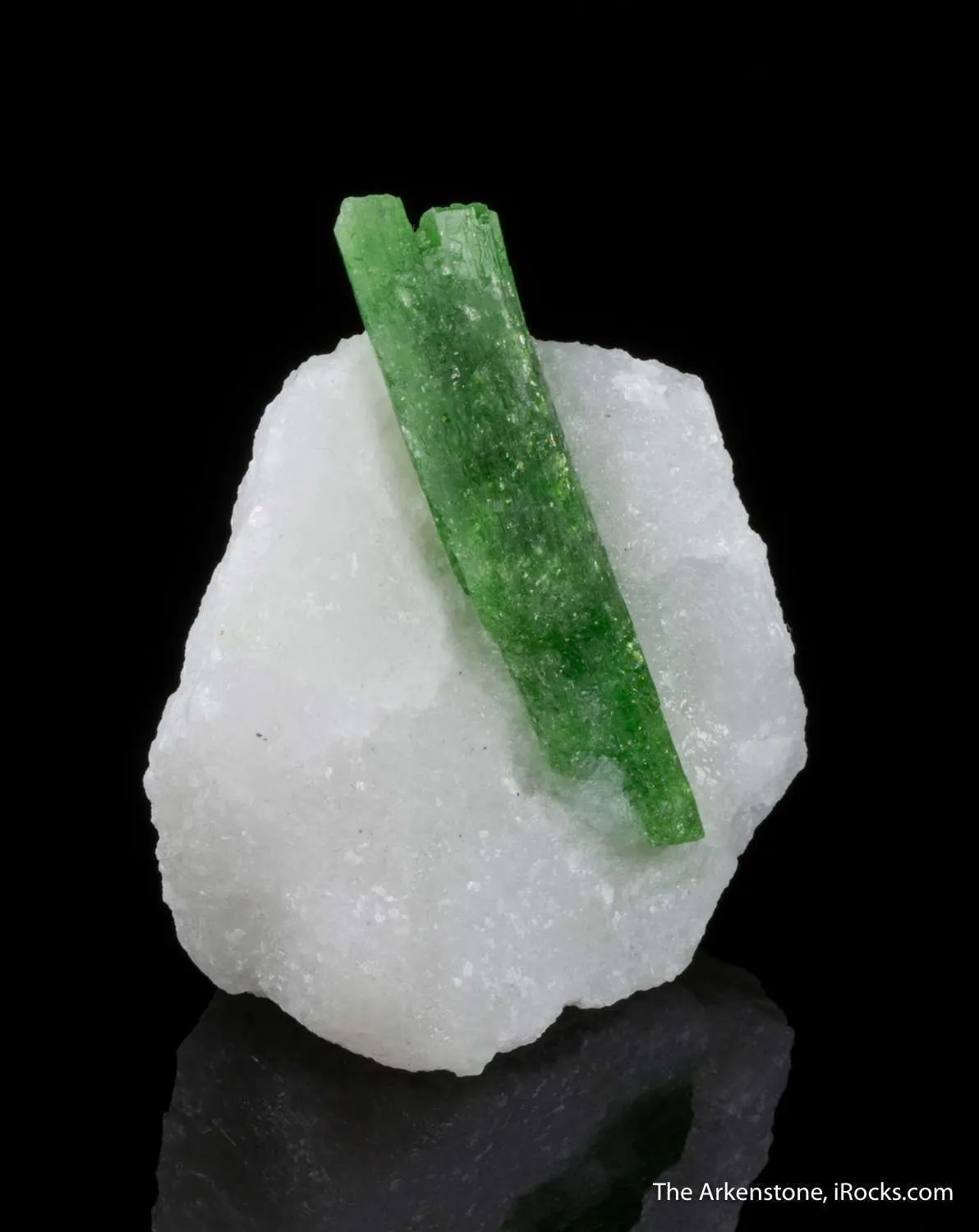 Pargasite in Marble - image 3