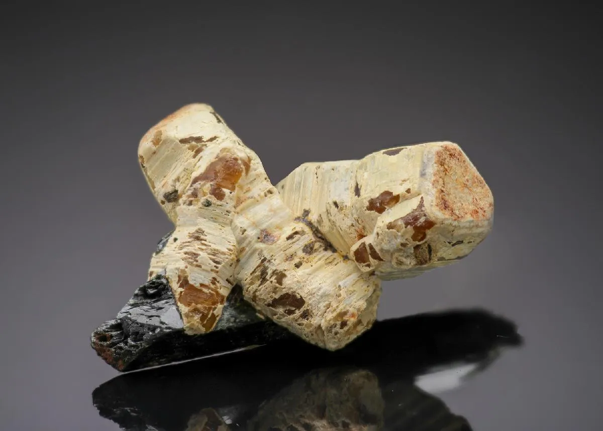 Parisite-(Ce) with Aegirine - image 1