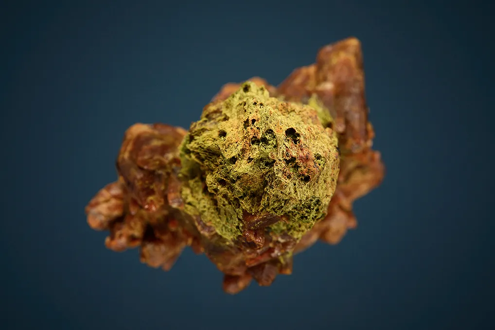 Parisite-(Ce) with Annabergite after Gersdorffite - image 5