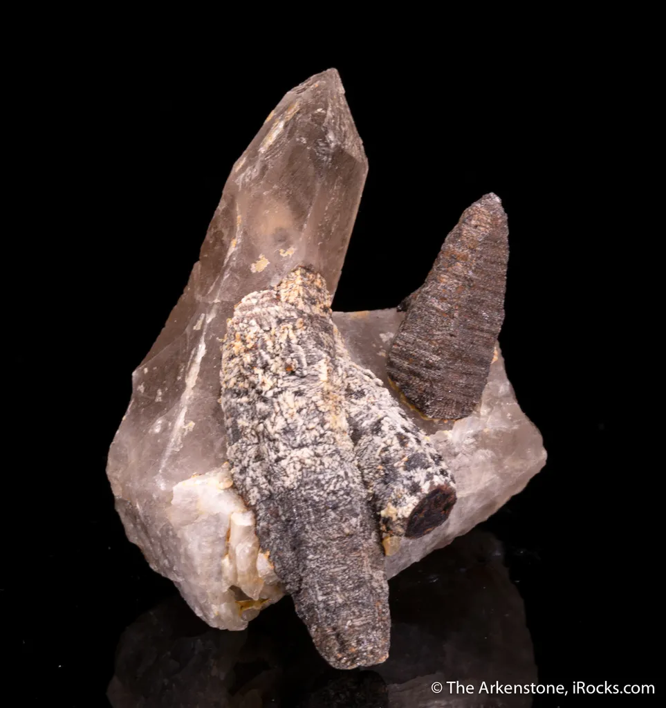 Parisite-(Ce) with Quartz - image 3