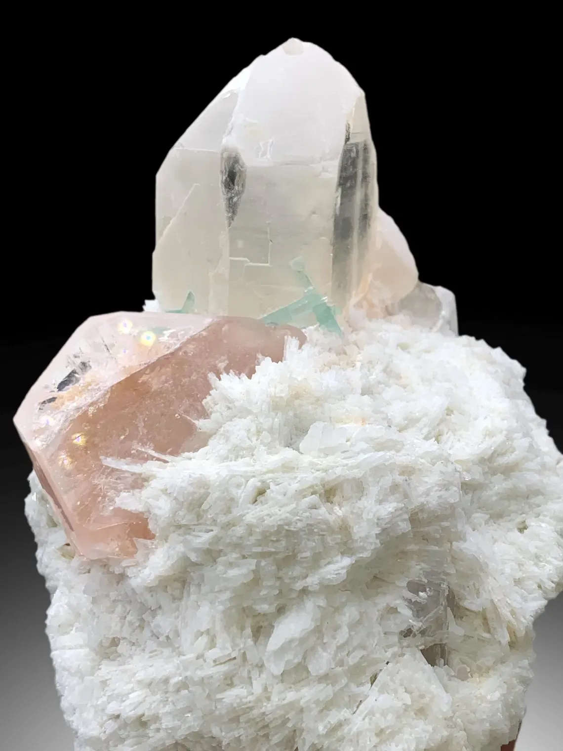 Peach Pink Color Morganite with Green Tourmalines, Quartz and Cleavelandite Albite - 1065 g - image 7