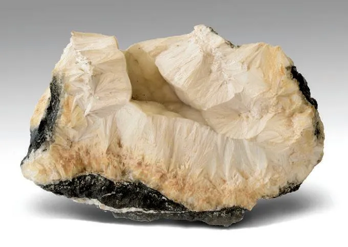 Pectolite image