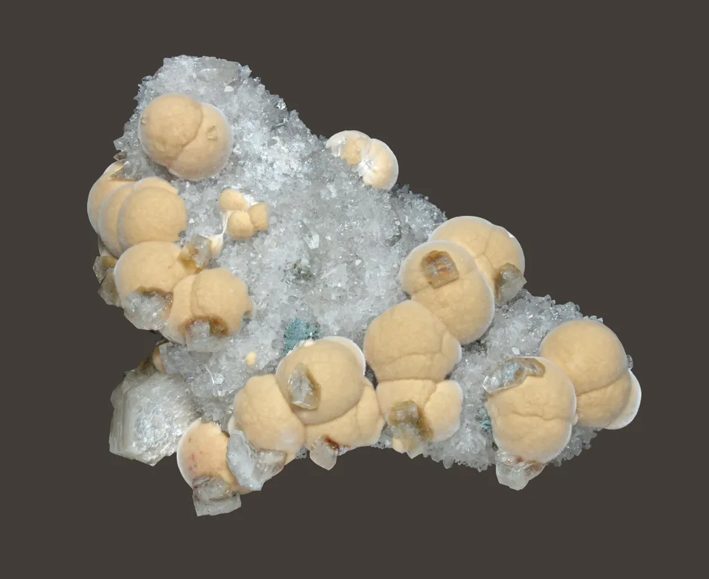 Pectolite from USA, New Jersey, Prospect Park, Prospect Park Quarry image