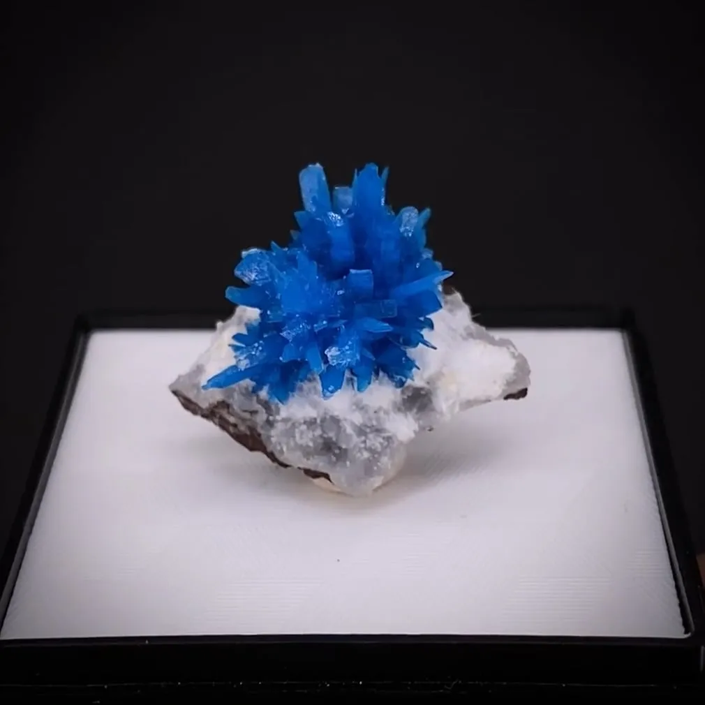 Pentagonite - image 2