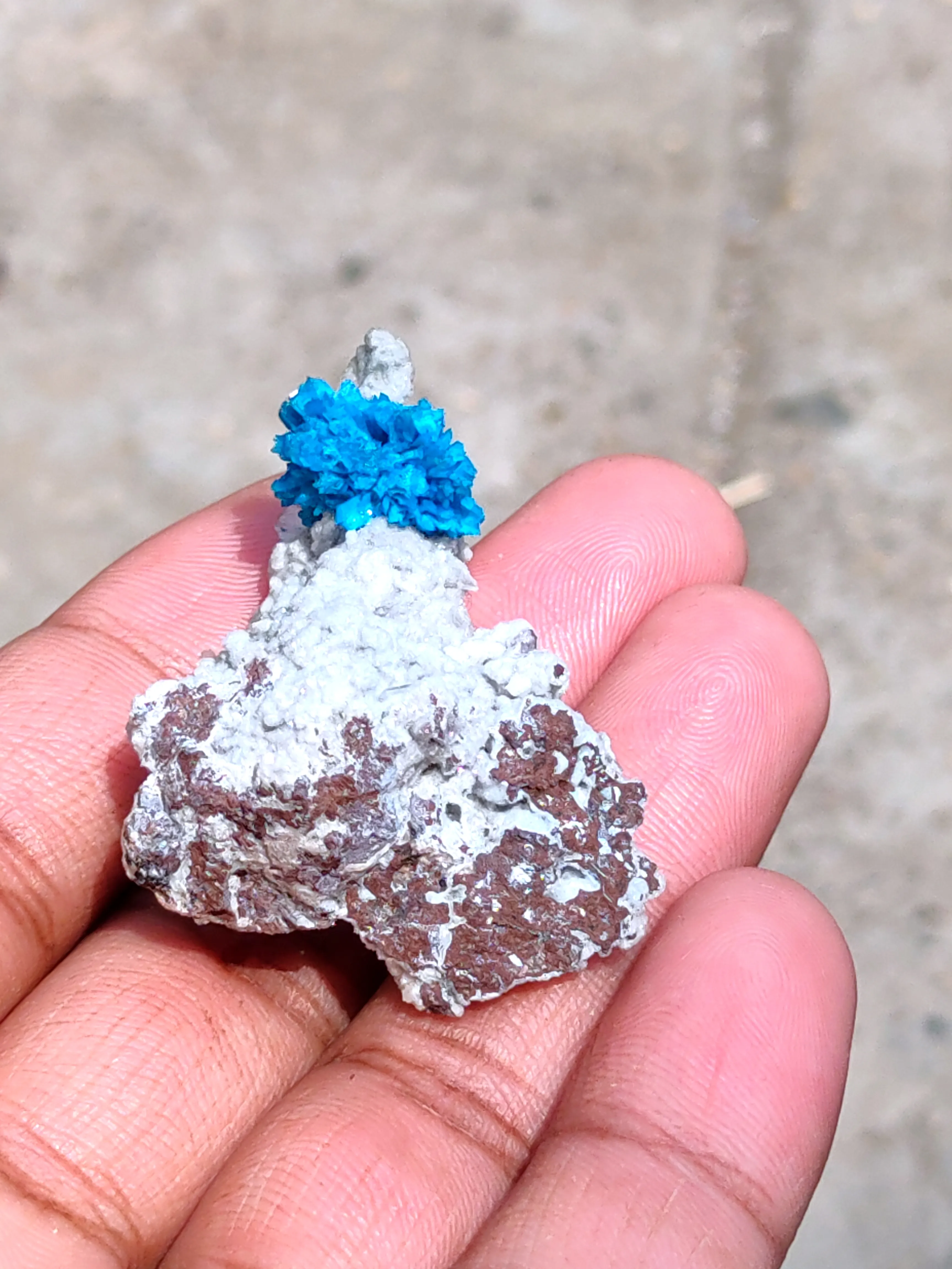 Pentagonite Flower on Heulandite matrix - image 6