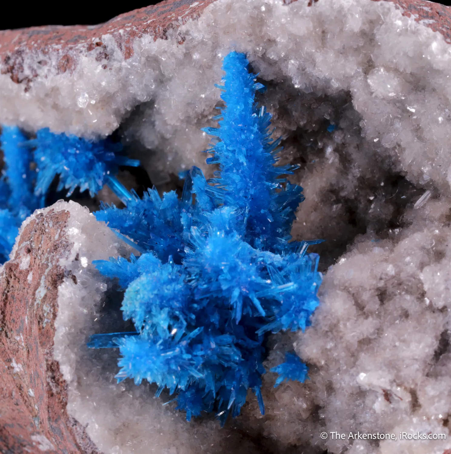 Pentagonite on Stilbite - image 4
