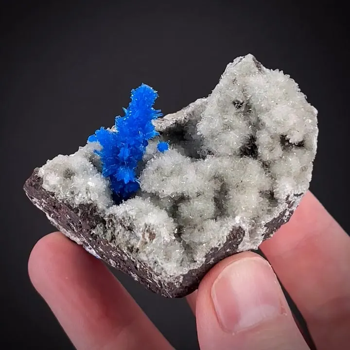 Pentagonite with Stilbite image