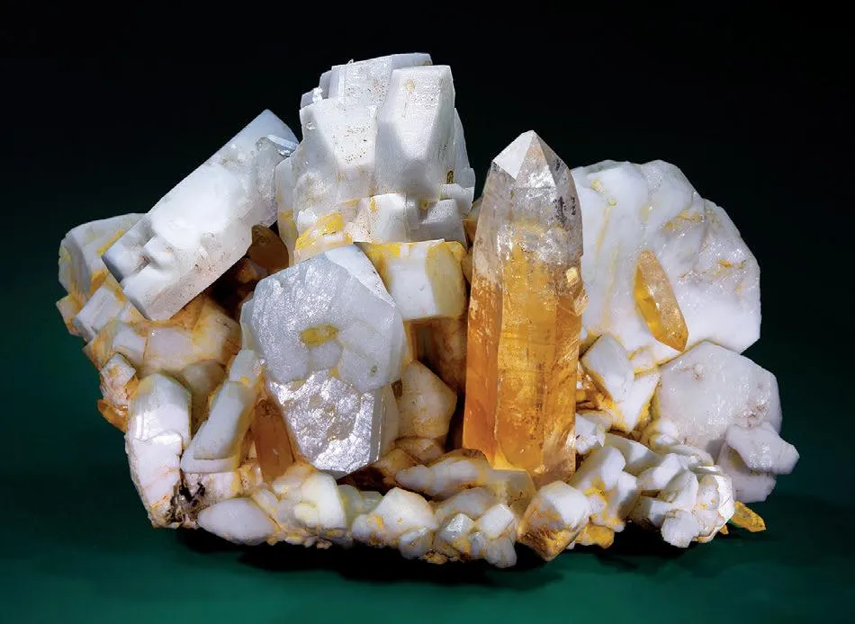 Pericline, Quartz image