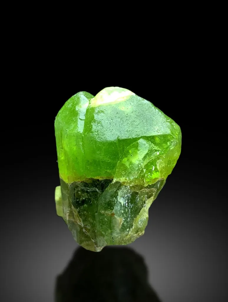 Peridot Crystal from Pakistan - image 5