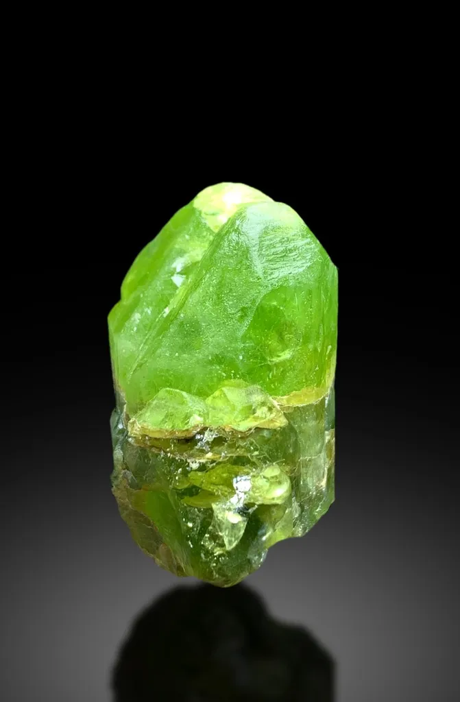 Peridot Crystal from Pakistan - image 7