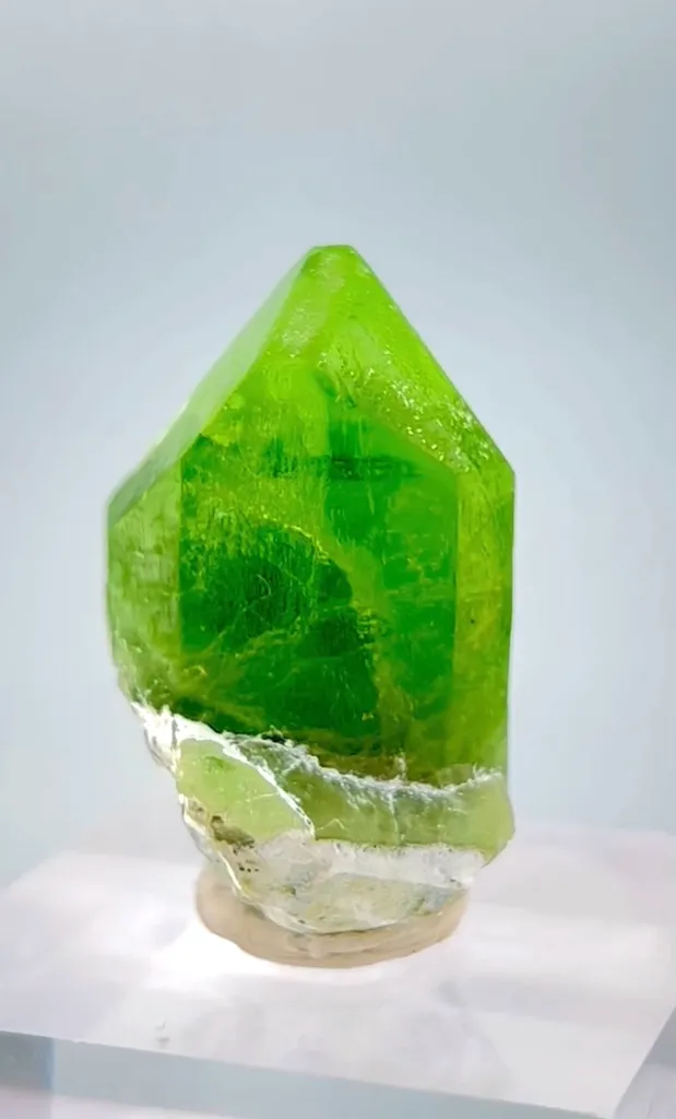 Peridot from Pakistan - image 5