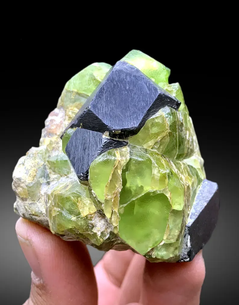 Peridot from Pakistan - image 4