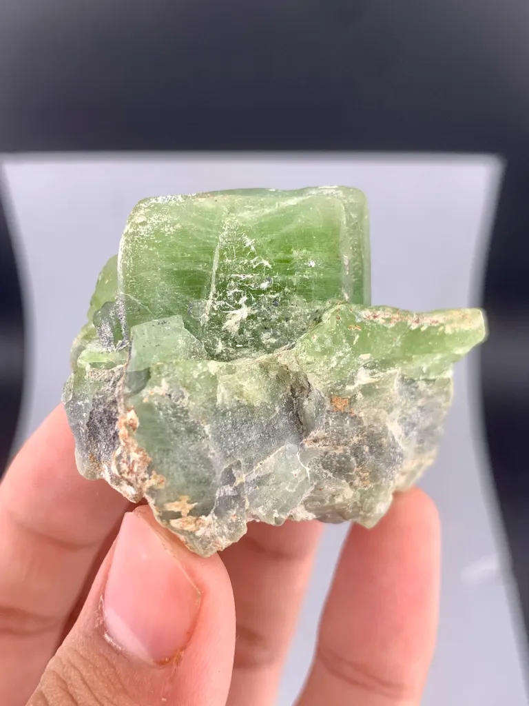 Peridot from Pakistan - image 9
