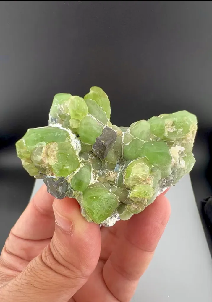 Peridot from Pakistan - image 3