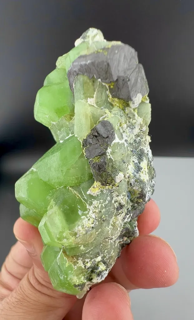 Peridot from Pakistan - image 7