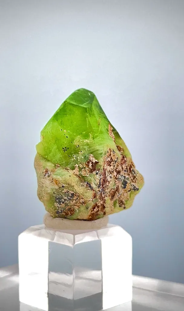 Peridot from Pakistan - image 5