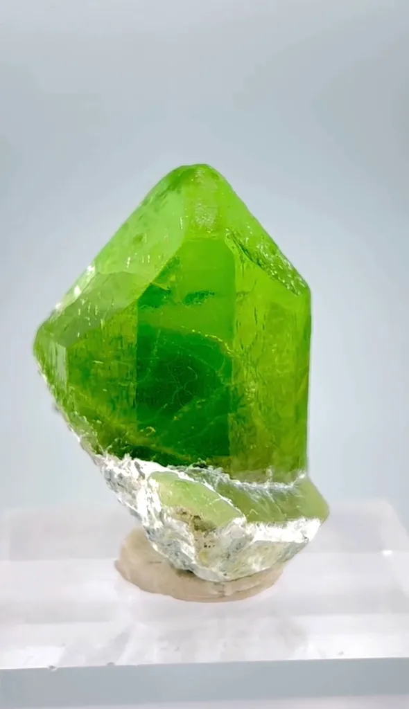 Peridot from Pakistan - image 3