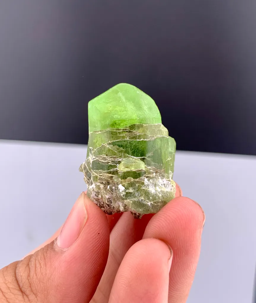 Peridot from Pakistan - image 8