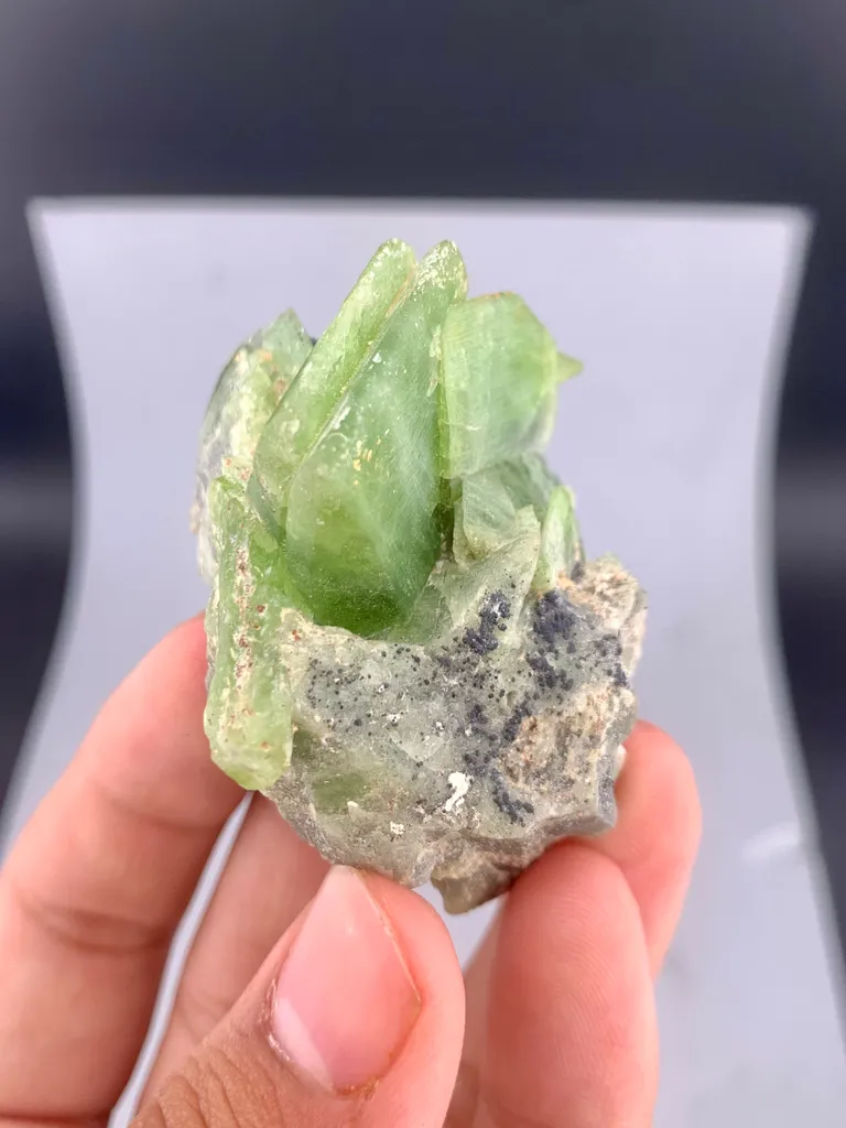 Peridot from Pakistan - image 7