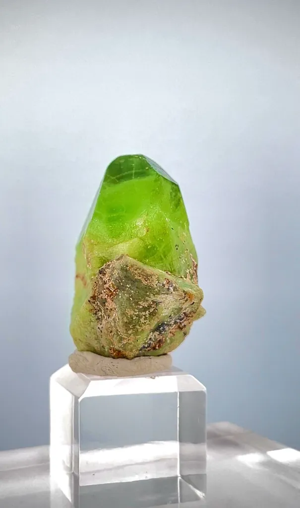 Peridot from Pakistan - image 4