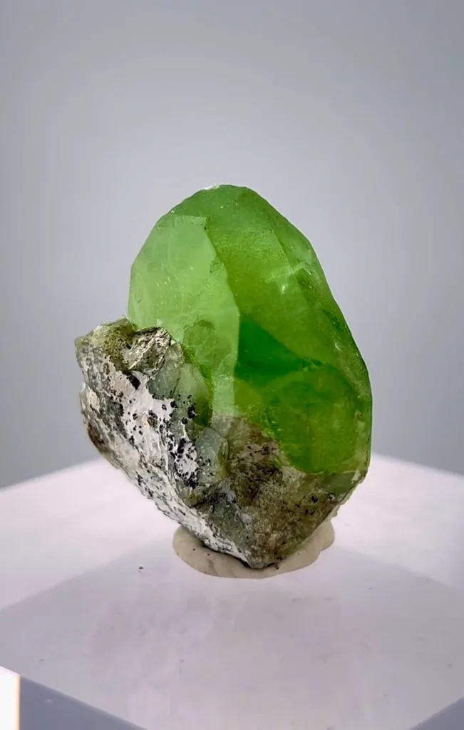 Peridot from Pakistan - image 5
