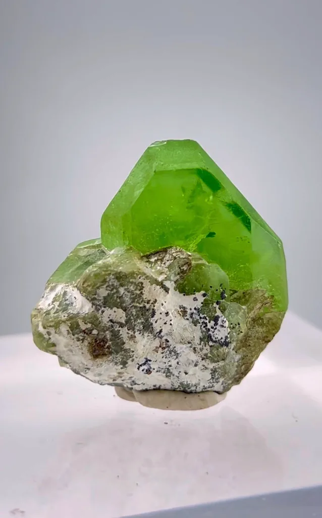 Peridot from Pakistan - image 4