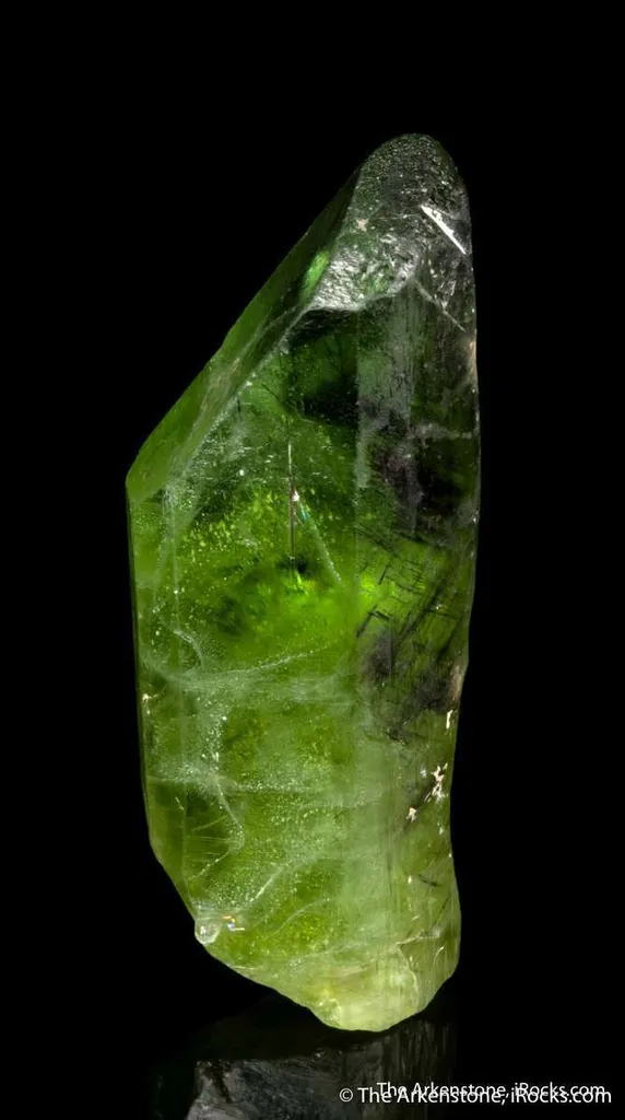 Peridot With Ludwigite Inclusions image