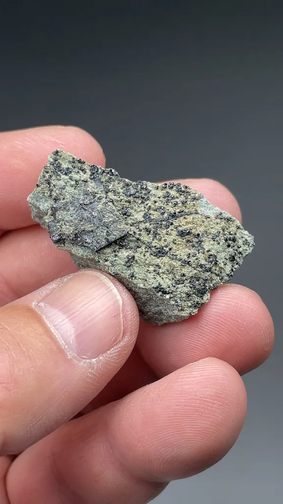 Perovskite with Andradite - image 2