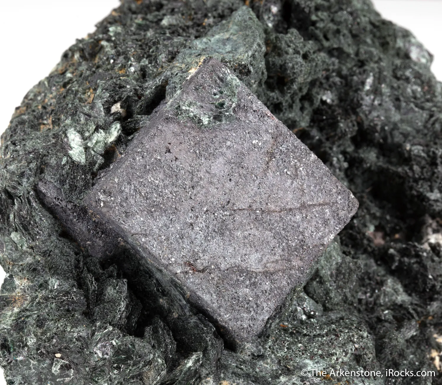 Perovskite with Clinochlore - image 4