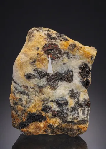 PERRAULTITE and Kupletskite