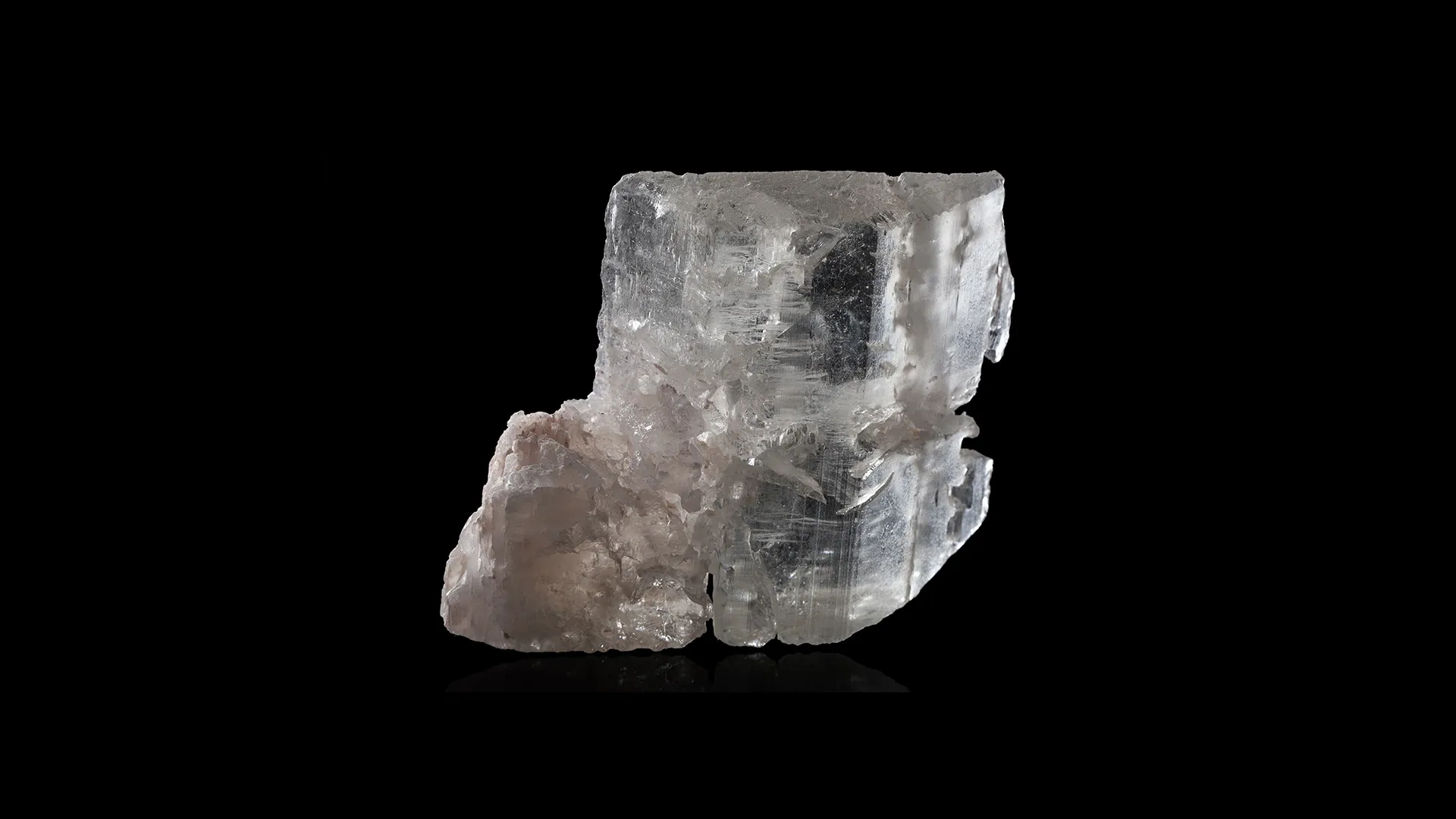 Petalite - image 1