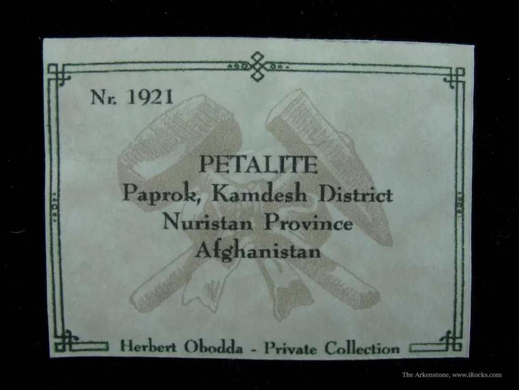 Petalite - image 6