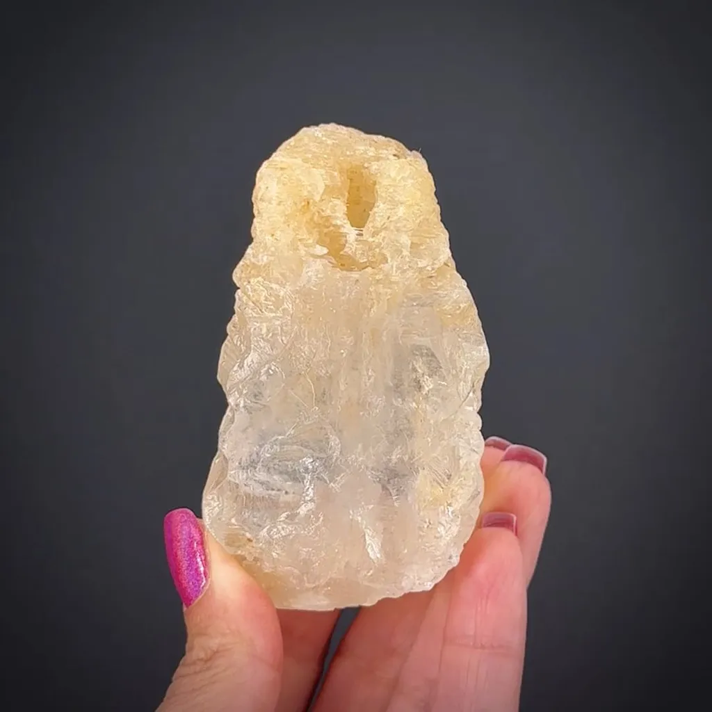 Petalite image