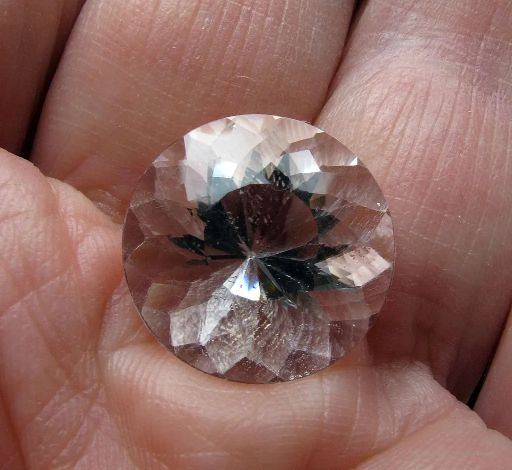 Petalite (Faceted) - image 6