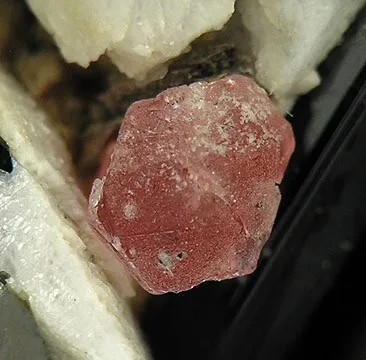Pezzottaite - image 2